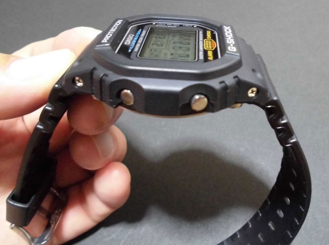 G�V���b�N/G-SHOCK�X�s�[�h���f��DW-5600E-1�T�C�h��