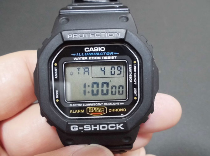 G�V���b�N/G-SHOCK�X�s�[�h���f��DW-5600E-1�̃J�E���g�_�E���^�C�}�[���