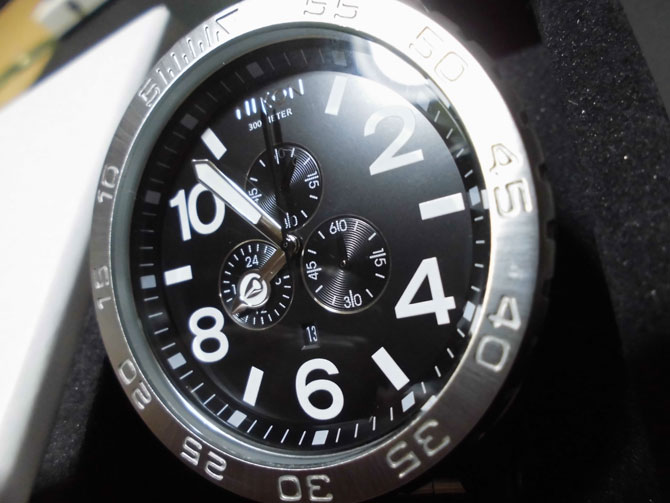 NIXON/�j�N�\��51-30�iA083-000�j