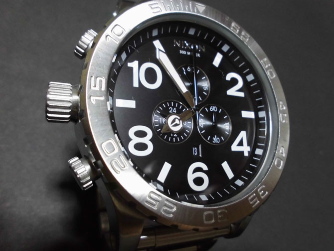 NIXON/�j�N�\��51-30�iA083-000�j�{�̃A�b�v